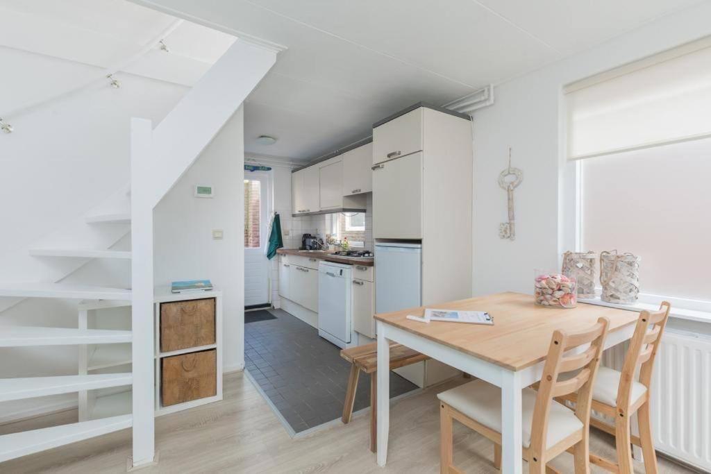 Apartment Salty Beachhouse Noordwijk